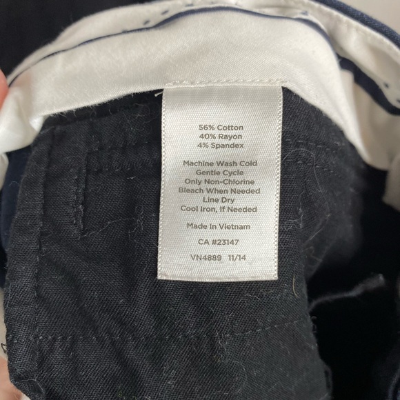 TALBOTS Navy Blue Cropped Ankle Skinny Pants. Size 4 petite. - Picture 5 of 5